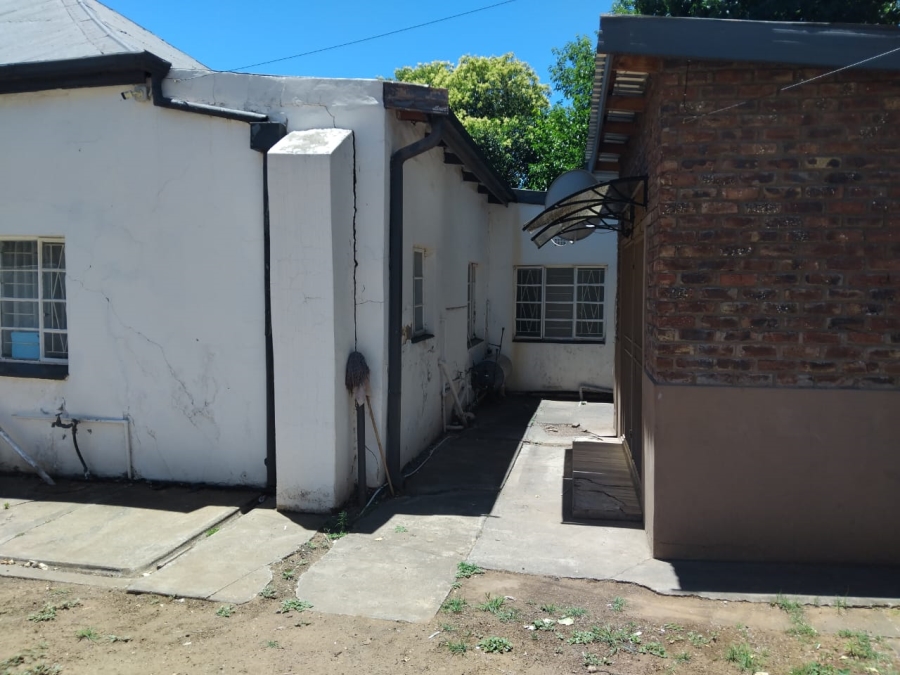 3 Bedroom Property for Sale in Aliwal North Eastern Cape